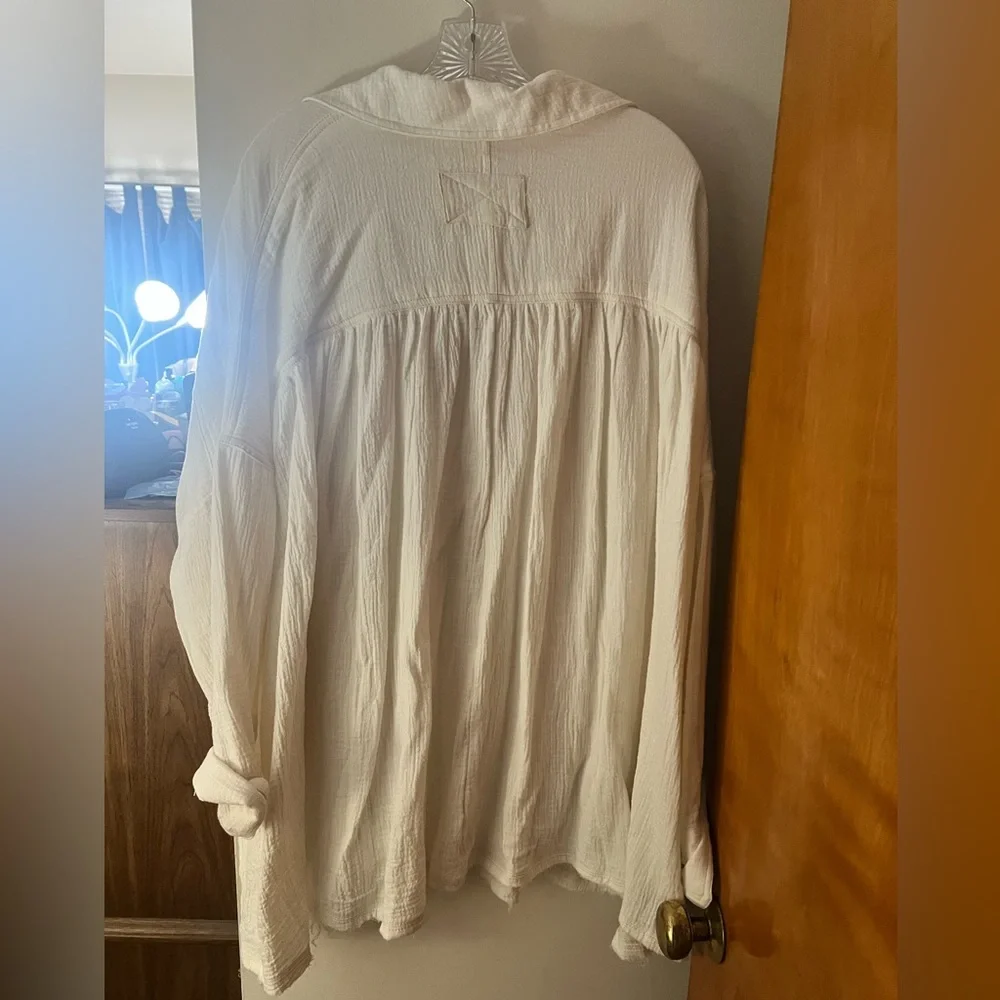 We the Free Oversized Shirt Large - Picture 2 of 5